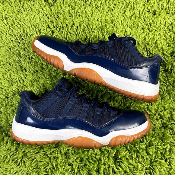 Nike Air Jordan 11 Low Retro Navy Gum Mens Size 8.5 2016 XI 528895- 105 A404 main image 6